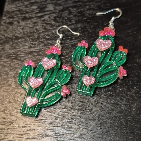 HANDMADE CACTUS EARRINGS - Picture 3 of 3
